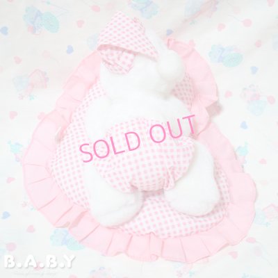 画像3: Sleepy Baby Bear Check Frill Heart Pillow