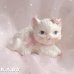 画像1: Pink Rose Cat Figurine (1)