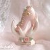 画像2: Hands & High Heel Shoe Rose Spaghetti Lace Figurine (2)