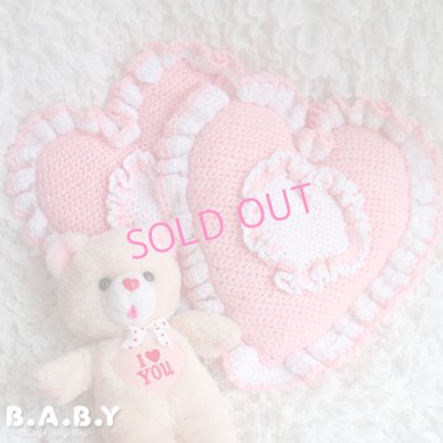 画像2: Pink Heart Ruffle Crochet Pillow 