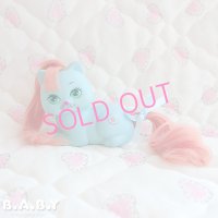 Little Pretty / Blue Kitty Peekablue
