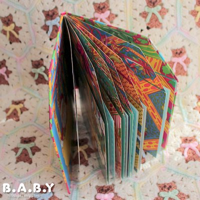 画像3: A Lyrical Lift-the-Flap Book "The Twelve Days of Christmas"