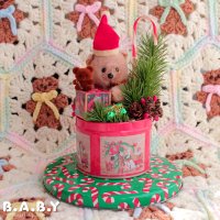 Christmas Bear Tin diorama