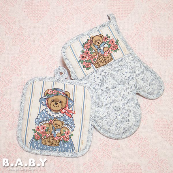 画像1: Mom Bear Oven Mitten & Pot Holder (1)