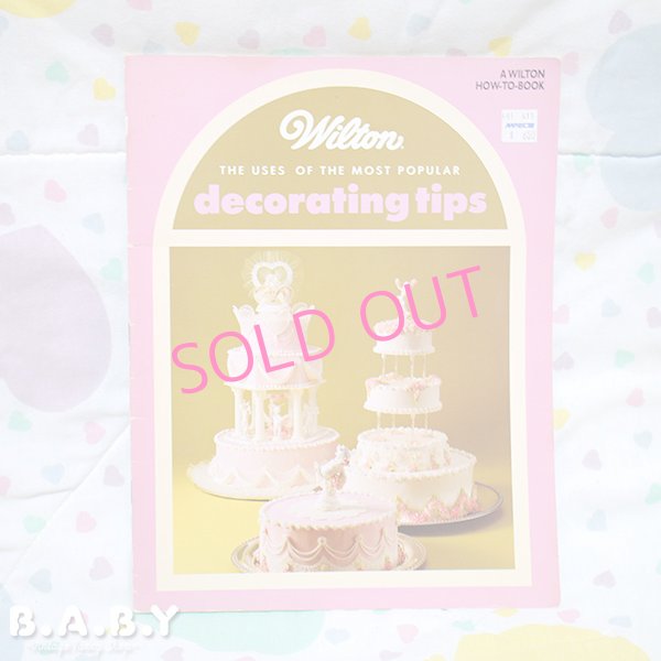 画像1: Wilton THE USES OF THE MOST POPULAR Decorating Tips (1)