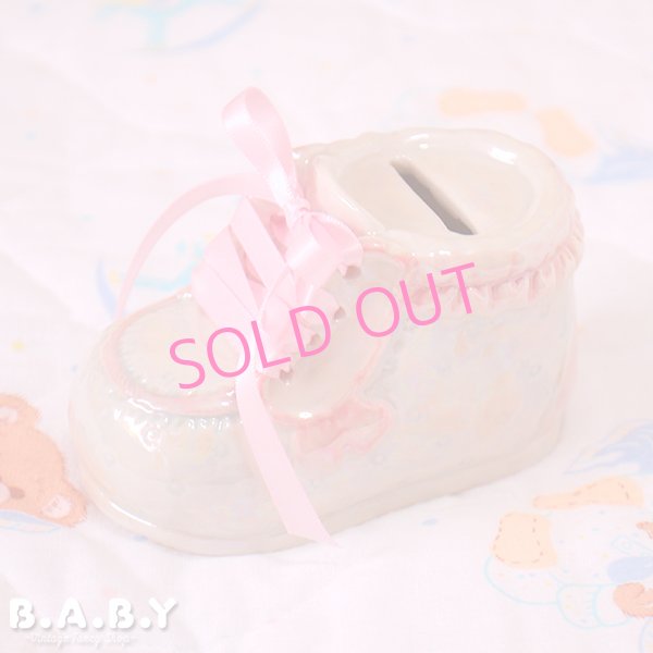 画像1: Opalescent Baby Shoes Coin Bank (1)