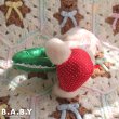 画像4: Christmas Wreath Hugging Mouse (4)