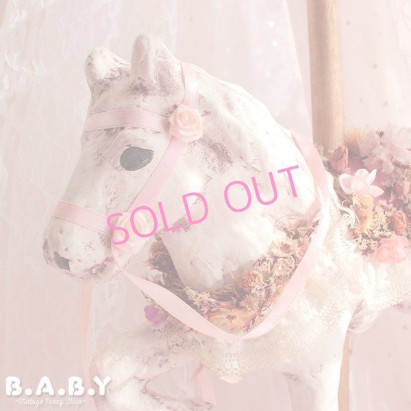 画像3: Petal Toss Carousel House (3)