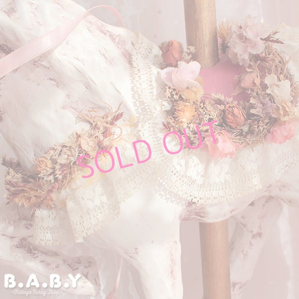 画像5: Petal Toss Carousel House (5)